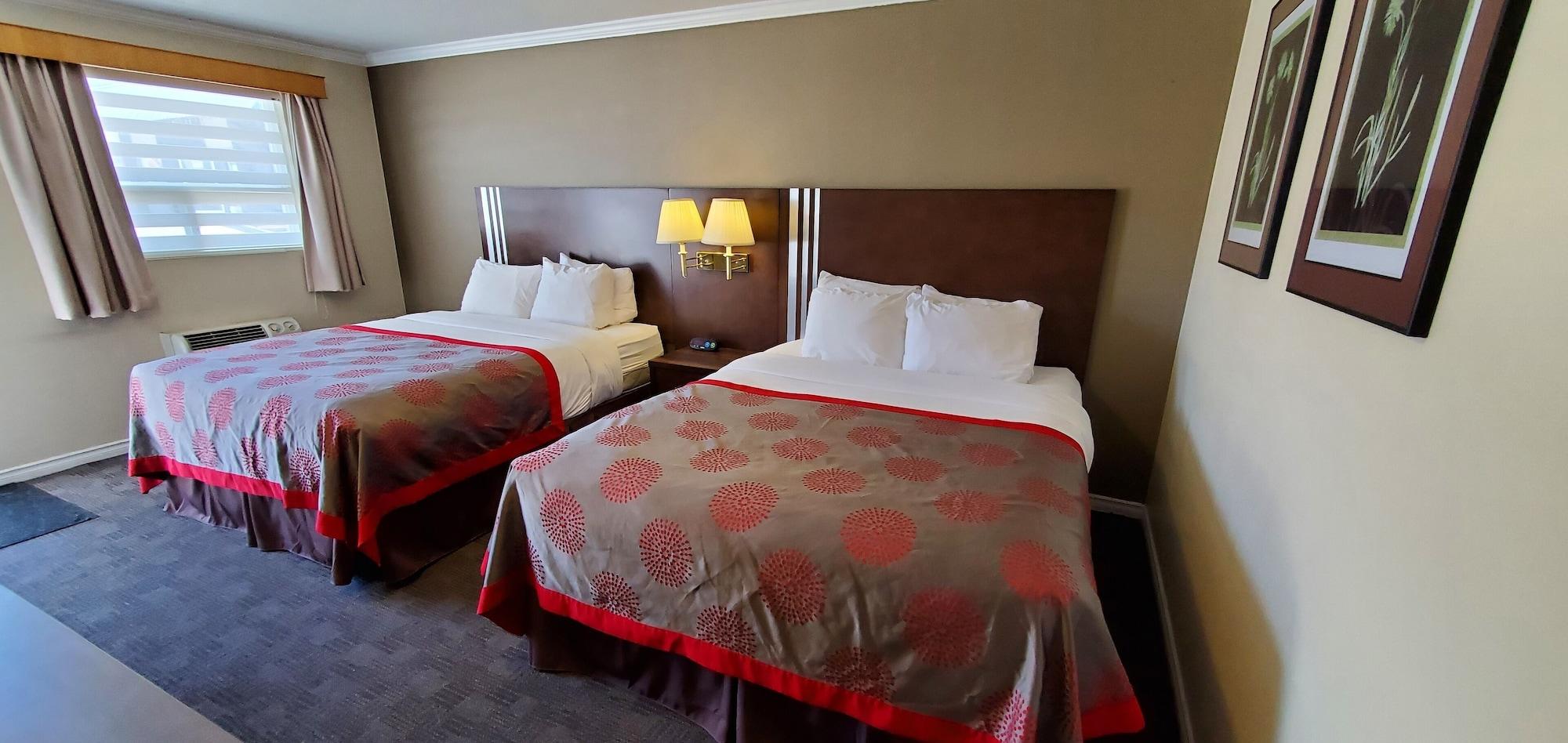 Grand Forks Inn Esterno foto